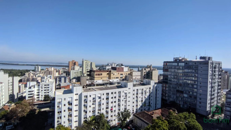Imagem Apartamento com 2 Quartos para Alugar, 65 m² em Centro Histórico - Porto Alegre Imagem Apartamento com 2 Quartos para Alugar, 65 m² em Centro Histórico - Porto Alegre