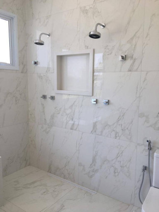 Imagem Casa de Condomínio com 5 Quartos à Venda, 325 m² em Alpahville  - Alphaville