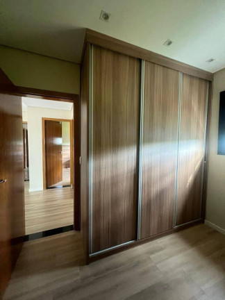 Imagem Casa com 4 Quartos à Venda, 250 m² em Caçapava Imagem Casa com 4 Quartos à Venda, 250 m² em Caçapava
