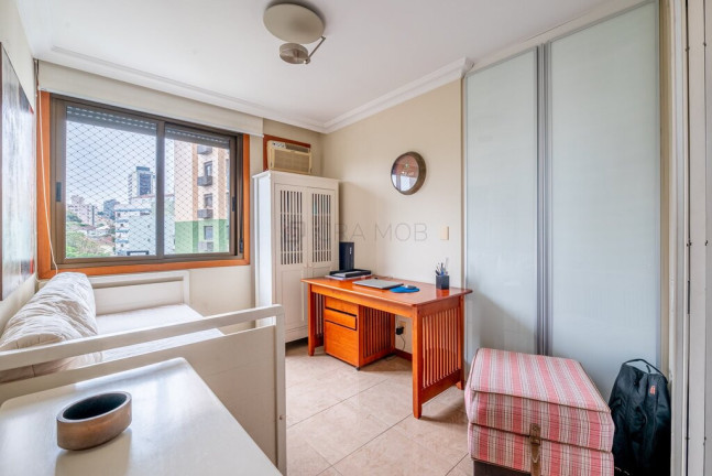 Imagem Apartamento com 3 Quartos à Venda, 117 m² em Petrópolis - Porto Alegre Imagem Apartamento com 3 Quartos à Venda, 117 m² em Petrópolis - Porto Alegre