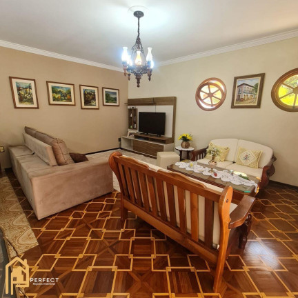 Imagem Casa à Venda, em Casa Jardim Maria Augusta - Taubaté Imagem Casa à Venda, em Casa Jardim Maria Augusta - Taubaté