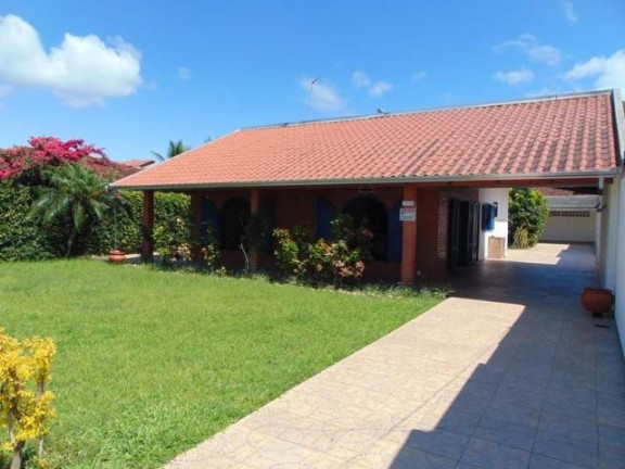 Imagem Casa com 3 Quartos à Venda, 299 m² em Centro - Guaratuba Imagem Casa com 3 Quartos à Venda, 299 m² em Centro - Guaratuba