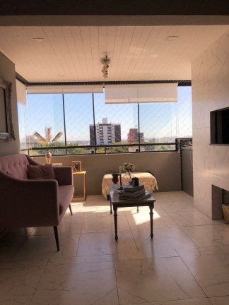 Imagem Apartamento com 3 Quartos à Venda, 96 m² em São João - Porto Alegre Imagem Apartamento com 3 Quartos à Venda, 96 m² em São João - Porto Alegre