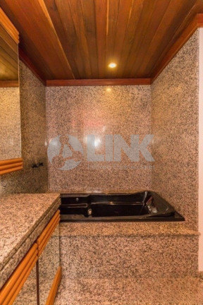 Imagem Imóvel com 4 Quartos à Venda, 360 m² em Bela Vista - Porto Alegre Imagem Imóvel com 4 Quartos à Venda, 360 m² em Bela Vista - Porto Alegre