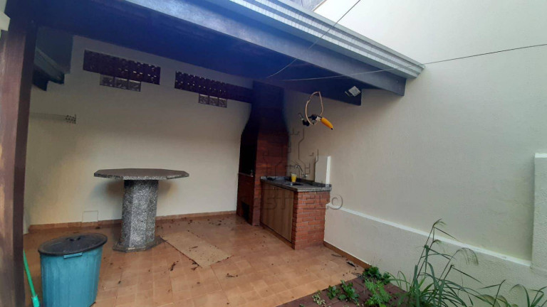 Imagem Casa com 3 Quartos para Alugar, 126 m² em Vale Dos Tucanos - Londrina