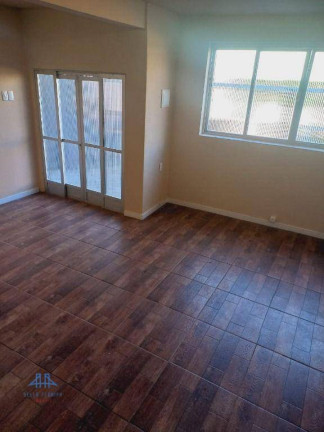 Imagem Casa com 4 Quartos à Venda, 165 m² em Centro - Florianópolis Imagem Casa com 4 Quartos à Venda, 165 m² em Centro - Florianópolis