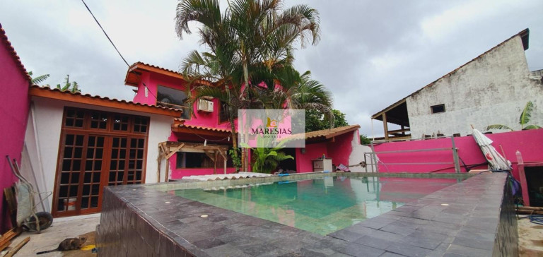 Imagem Casa com 4 Quartos à Venda, 250 m² em Maresias - São Sebastião Imagem Casa com 4 Quartos à Venda, 250 m² em Maresias - São Sebastião