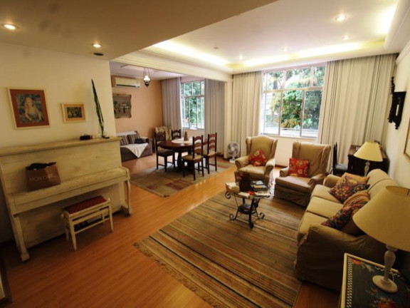 Imagem Apartamento com 2 Quartos para Temporada, 100 m² em Copacabana - Rio De Janeiro Imagem Apartamento com 2 Quartos para Temporada, 100 m² em Copacabana - Rio De Janeiro