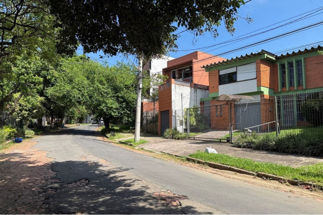 Imagem Terreno à Venda, 532 m² em Petrópolis - Porto Alegre