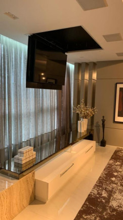 Imagem Apartamento com 3 Quartos à Venda, 186 m² em Centro - Balneário Camboriú Imagem Apartamento com 3 Quartos à Venda, 186 m² em Centro - Balneário Camboriú
