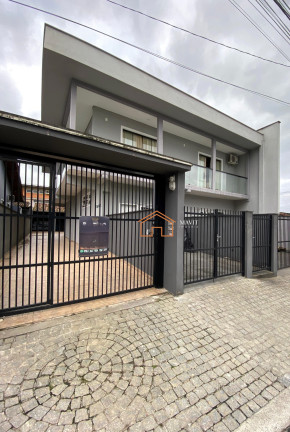 Casa com 4 Quartos à Venda, 370 m² em Costa E Silva - Joinville