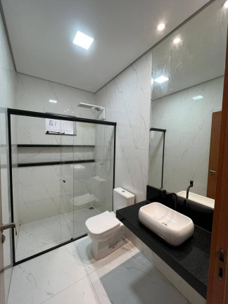 Imagem Casa com 3 Quartos à Venda, 76 m² em Cuiabá Imagem Casa com 3 Quartos à Venda, 76 m² em Cuiabá