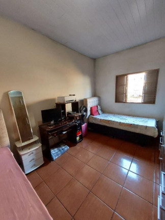 Imagem Casa com 2 Quartos à Venda, 70 m² em Jardim Cristina - Botucatu Imagem Casa com 2 Quartos à Venda, 70 m² em Jardim Cristina - Botucatu