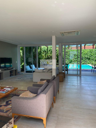 Imagem Casa com 4 Quartos à Venda, 400 m² em Maresias - São Sebastião Imagem Casa com 4 Quartos à Venda, 400 m² em Maresias - São Sebastião