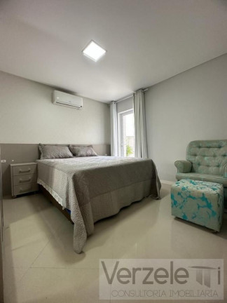 Imagem Apartamento com 3 Quartos à Venda, 320 m² em Centro - Balneário Camboriú Imagem Apartamento com 3 Quartos à Venda, 320 m² em Centro - Balneário Camboriú