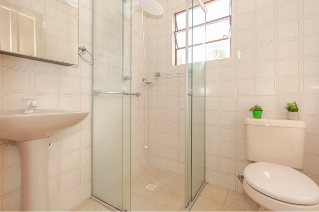 Imagem Casa com 4 Quartos à Venda, 130 m² em Espírito Santo - Porto Alegre Imagem Casa com 4 Quartos à Venda, 130 m² em Espírito Santo - Porto Alegre