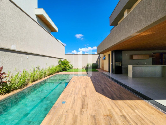 Casa de Condomínio com 5 Quartos à Venda, 443 m² em Jardins Itália - Goiânia