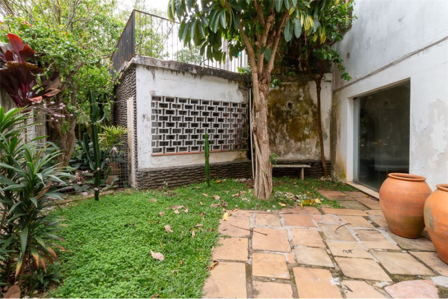 Imagem Casa com 3 Quartos à Venda, 300 m² em Pacaembu - São Paulo