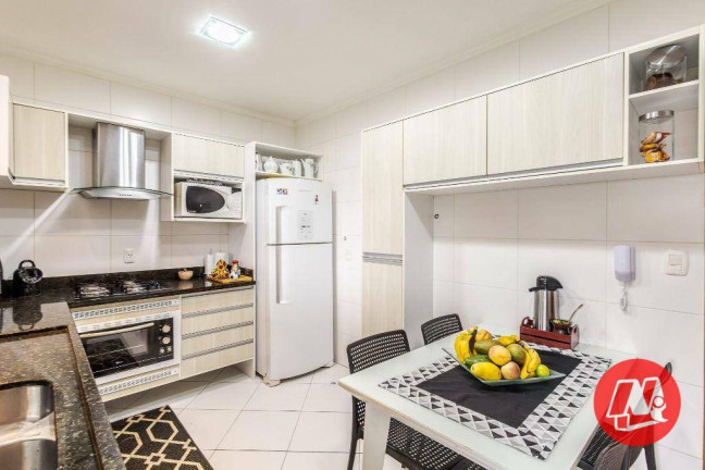 Imagem Apartamento com 3 Quartos à Venda, 201 m² em Vila Ipiranga - Porto Alegre Imagem Apartamento com 3 Quartos à Venda, 201 m² em Vila Ipiranga - Porto Alegre