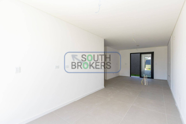Imagem Casa com 3 Quartos à Venda, 138 m² em Pilarzinho - Curitiba Imagem Casa com 3 Quartos à Venda, 138 m² em Pilarzinho - Curitiba
