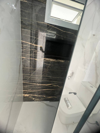 Imagem Casa com 4 Quartos à Venda, 360 m² em Estreito - Florianópolis Imagem Casa com 4 Quartos à Venda, 360 m² em Estreito - Florianópolis