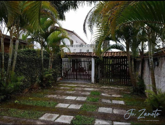 Imagem Casa com 3 Quartos à Venda, 160 m² em Centro - Guaratuba Imagem Casa com 3 Quartos à Venda, 160 m² em Centro - Guaratuba