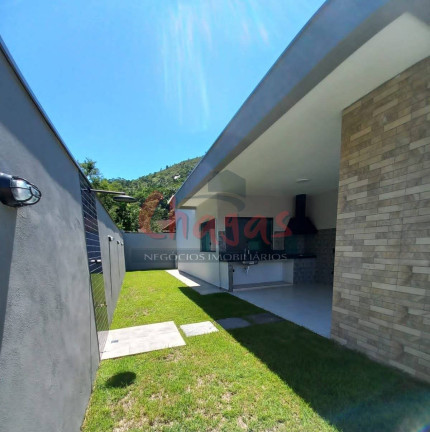Imagem Casa com 3 Quartos à Venda, 180 m² em Loteamento Recanto Sandra - Caraguatatuba Imagem Casa com 3 Quartos à Venda, 180 m² em Loteamento Recanto Sandra - Caraguatatuba