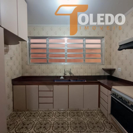 Imagem Casa com 3 Quartos para Alugar, 292 m² em Vila Santo Estevão - São Paulo Imagem Casa com 3 Quartos para Alugar, 292 m² em Vila Santo Estevão - São Paulo
