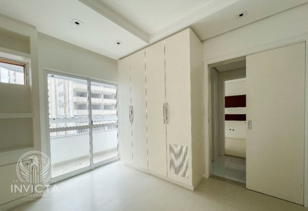 Imagem Apartamento com 3 Quartos à Venda, 123 m² em Centro - Balneário Camboriú Imagem Apartamento com 3 Quartos à Venda, 123 m² em Centro - Balneário Camboriú