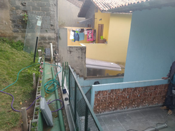Imagem Casa com 3 Quartos à Venda, 236 m² em Jardim Pazini - Taboão Da Serra