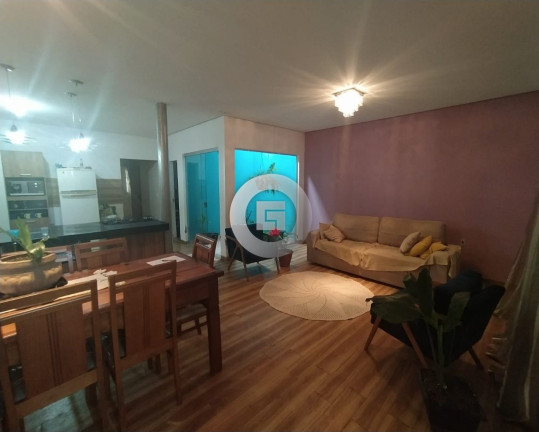 Imagem Casa com 3 Quartos à Venda, 200 m² em Novo Delfino - Montes Claros Imagem Casa com 3 Quartos à Venda, 200 m² em Novo Delfino - Montes Claros