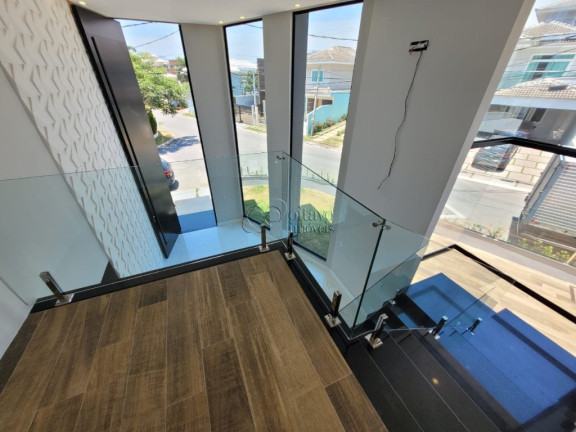 Imagem Casa com 4 Quartos à Venda, em Lagoa - Macaé Imagem Casa com 4 Quartos à Venda, em Lagoa - Macaé
