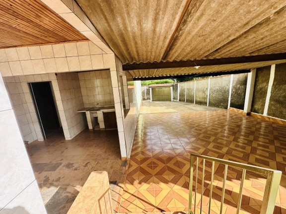 Imagem Casa com 3 Quartos à Venda, 375 m² em São Manuel