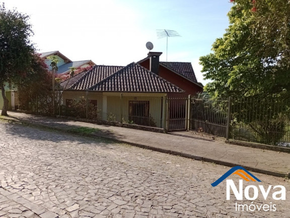 Imagem Imóvel com 3 Quartos à Venda, 220 m² em Juriti - Nova Petrópolis Imagem Imóvel com 3 Quartos à Venda, 220 m² em Juriti - Nova Petrópolis