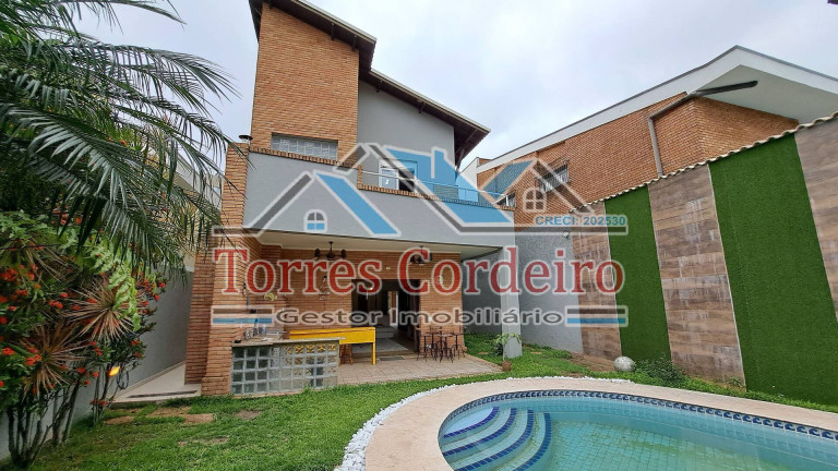 Imagem Sobrado com 3 Quartos à Venda, 259 m² em Vila Sônia - São Paulo Imagem Sobrado com 3 Quartos à Venda, 259 m² em Vila Sônia - São Paulo
