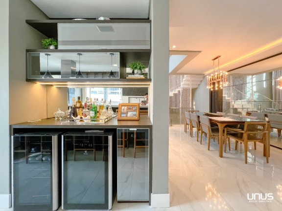 Imagem Casa de Condomínio com 4 Quartos à Venda, 426 m² em Estreito - Florianópolis