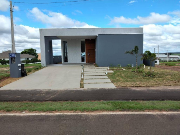 Imagem Casa com 3 Quartos à Venda, 471 m² em Ninho Verde Ii - Pardinho Imagem Casa com 3 Quartos à Venda, 471 m² em Ninho Verde Ii - Pardinho