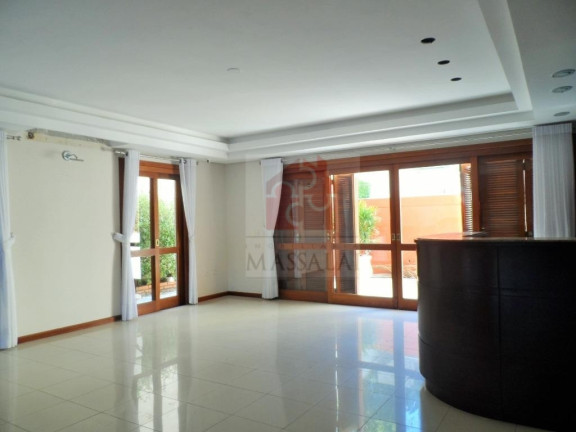 Imagem Casa com 4 Quartos à Venda, 350 m² em Vila Assunção - Porto Alegre Imagem Casa com 4 Quartos à Venda, 350 m² em Vila Assunção - Porto Alegre