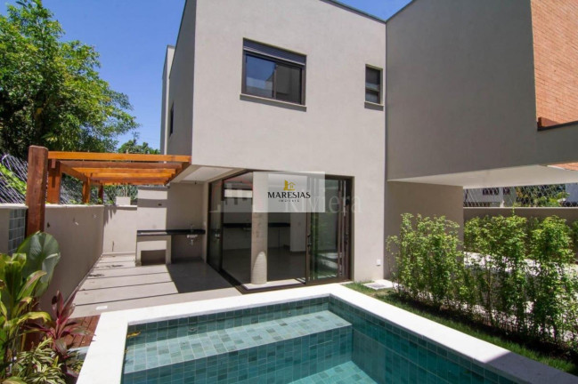 Imagem Casa com 3 Quartos à Venda, 202 m² em Camburi - São Sebastião Imagem Casa com 3 Quartos à Venda, 202 m² em Camburi - São Sebastião