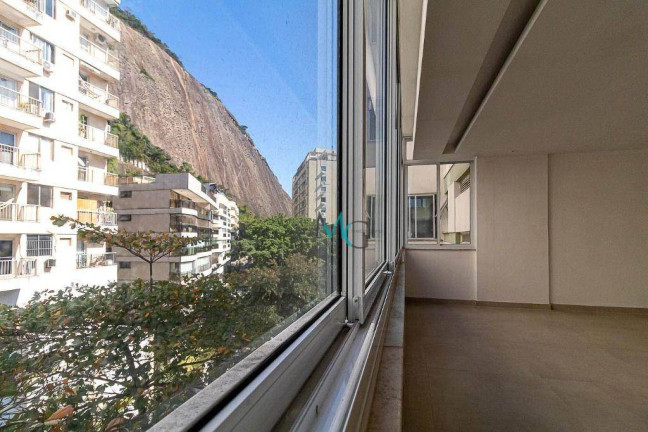 Imagem Apartamento com 4 Quartos à Venda, 155 m² em Lagoa - Rio De Janeiro Imagem Apartamento com 4 Quartos à Venda, 155 m² em Lagoa - Rio De Janeiro
