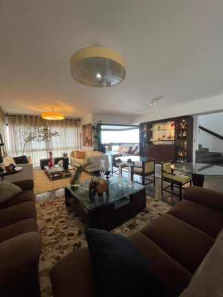 Imagem Imóvel com 4 Quartos à Venda, 750 m² em Boa Viagem - Recife Imagem Imóvel com 4 Quartos à Venda, 750 m² em Boa Viagem - Recife