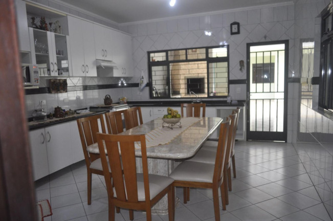 Imagem Casa com 3 Quartos à Venda, 180 m² em Alto Boqueirão - Curitiba