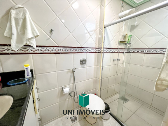 Imagem Casa com 4 Quartos à Venda, 280 m² em Centro - Guarapari