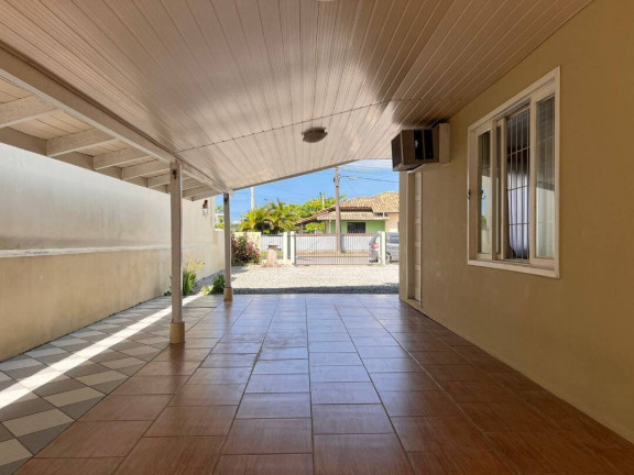 Imagem Casa com 2 Quartos à Venda, 90 m² em Centro - Balneário Barra Do Sul Imagem Casa com 2 Quartos à Venda, 90 m² em Centro - Balneário Barra Do Sul