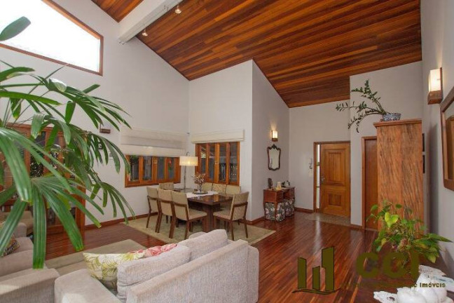 Imagem Casa com 3 Quartos à Venda, 239 m² em Chácara Santa Lúcia - Carapicuíba