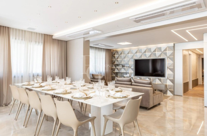 Imagem Imóvel com 4 Quartos à Venda, 525 m² em Moinhos De Vento - Porto Alegre Imagem Imóvel com 4 Quartos à Venda, 525 m² em Moinhos De Vento - Porto Alegre