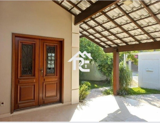 Imagem Casa com 3 Quartos à Venda, 360 m² em Piratininga - Niterói Imagem Casa com 3 Quartos à Venda, 360 m² em Piratininga - Niterói