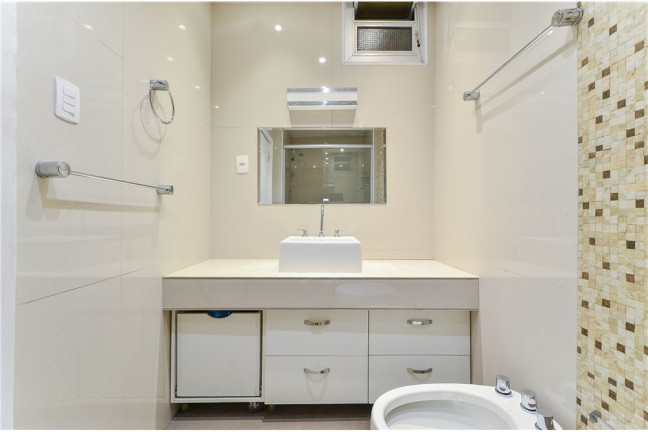 Imagem Apartamento com 3 Quartos à Venda, 191 m² em Higienópolis - São Paulo Imagem Apartamento com 3 Quartos à Venda, 191 m² em Higienópolis - São Paulo