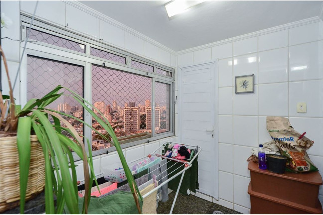 Imagem Imóvel com 2 Quartos à Venda, em Vila Madalena - São Paulo Imagem Imóvel com 2 Quartos à Venda, em Vila Madalena - São Paulo