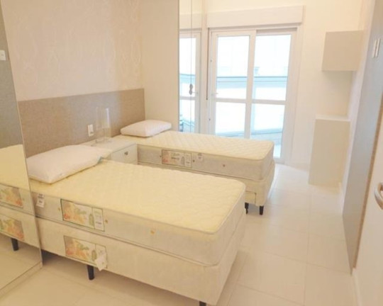 Imagem Apartamento com 3 Quartos à Venda, 168 m² em Pitangueiras - Guarujá